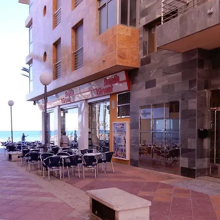Edificio 1º Linea De Playa, En Paseo Maritimo De Torrevieja, Alicante, Costa Blanca Buitenkant foto