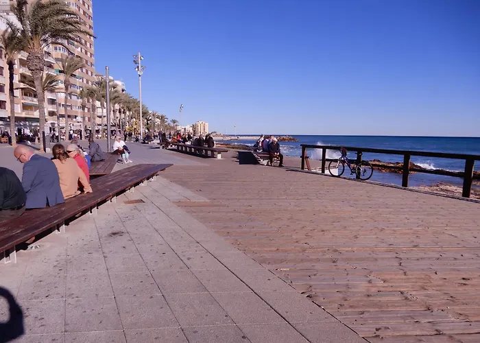 Edificio 1º Linea De Playa, En Paseo Maritimo De Torrevieja, Alicante, Costa Blanca