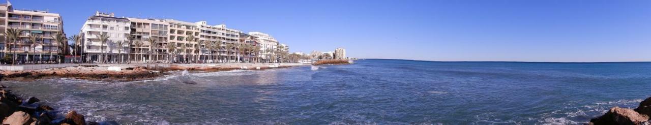 Appartamento Edificio 1º Linea De Playa, En Paseo Maritimo De Torrevieja, Alicante, Costa Blanca *